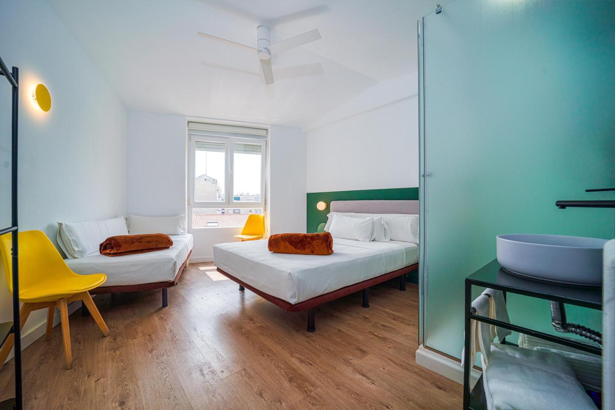 Angelitomad Hotel Madrid Bagian luar foto