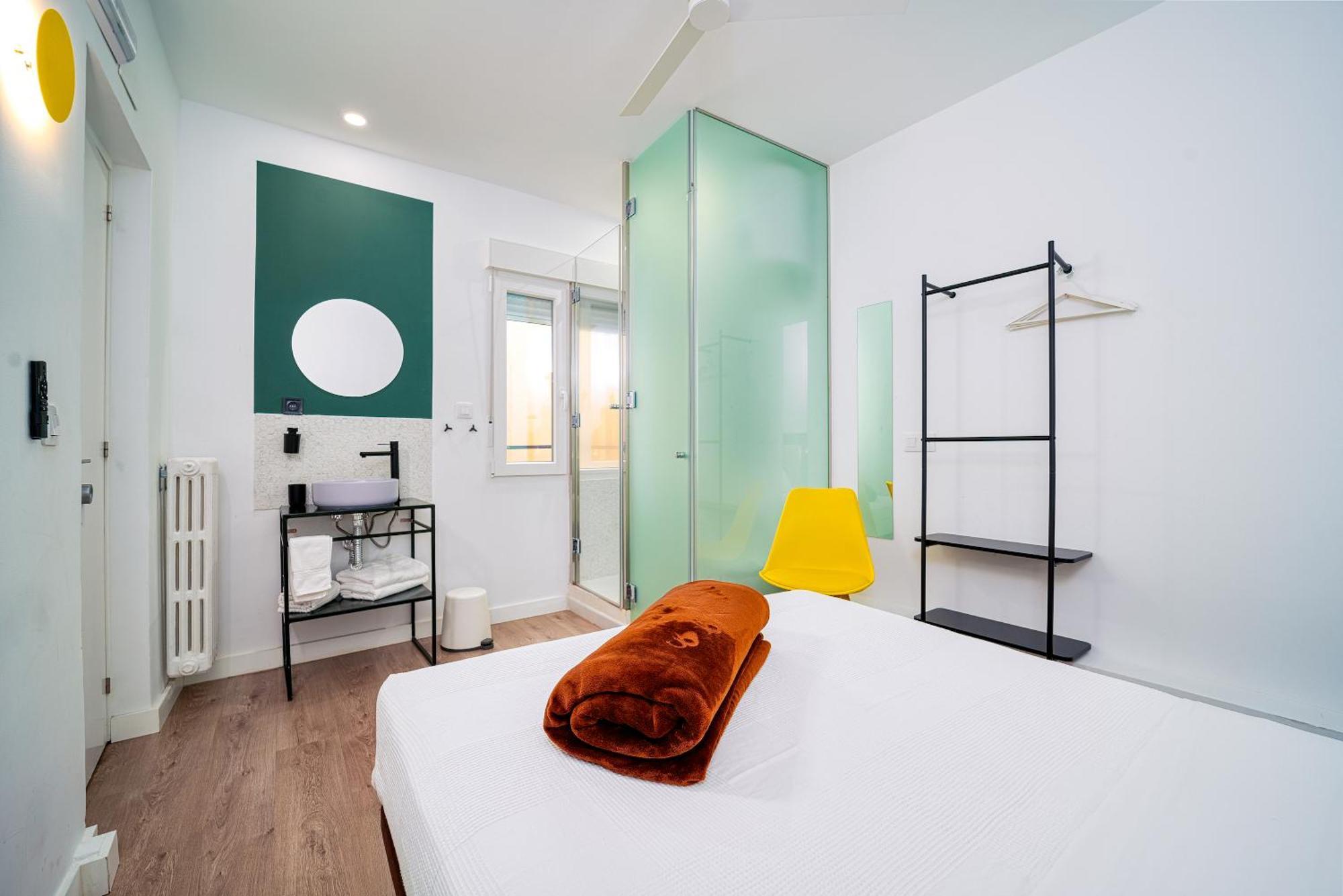 Angelitomad Hotel Madrid Bagian luar foto
