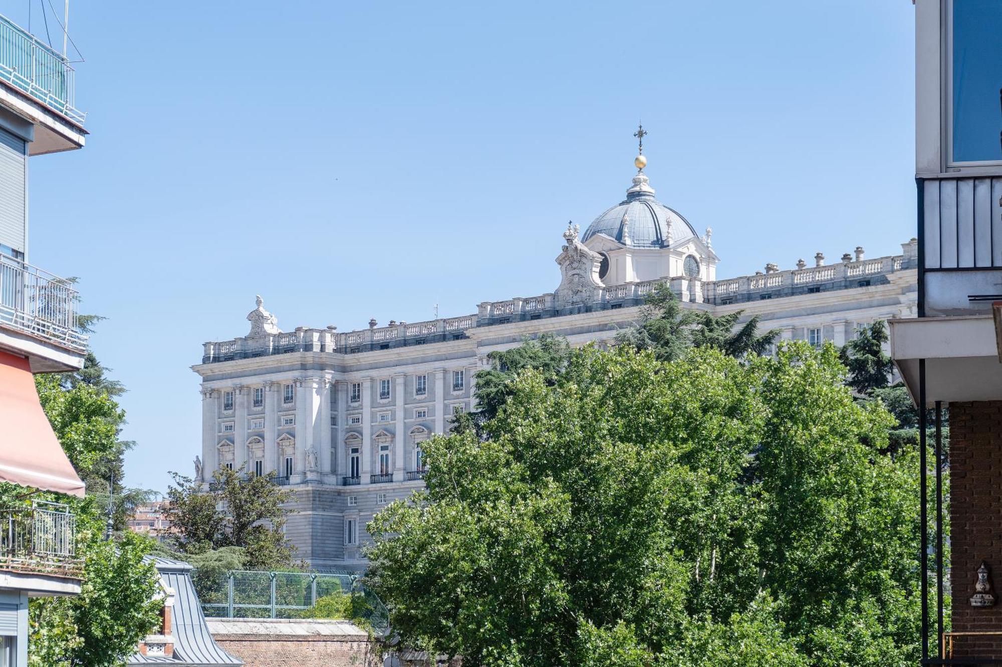 Angelitomad Hotel Madrid Bagian luar foto