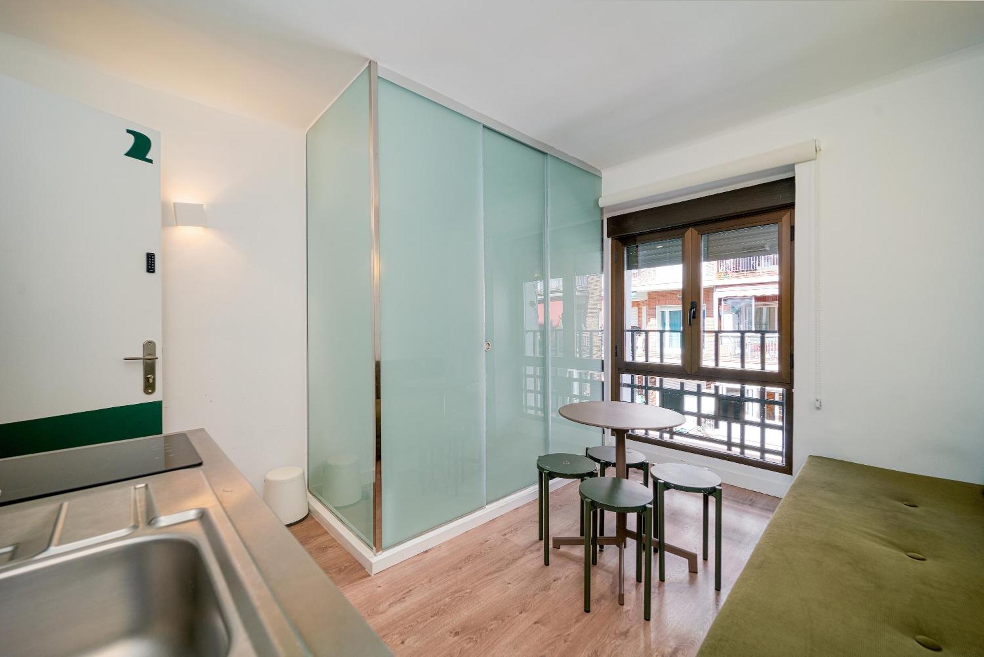 Angelitomad Hotel Madrid Bagian luar foto