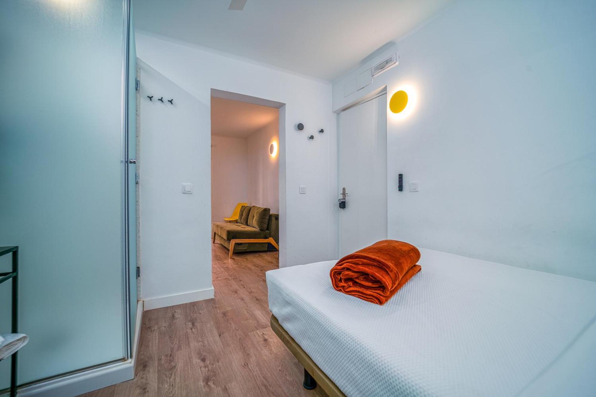 Angelitomad Hotel Madrid Bagian luar foto