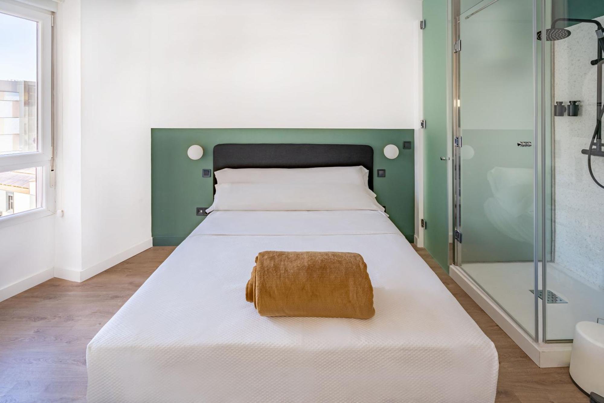 Angelitomad Hotel Madrid Bagian luar foto